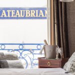 Bouteille de Champagne servie à l'arrivée